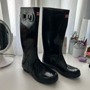 Hunter Boots Women’s Original Tall Rain Boots | size: 11